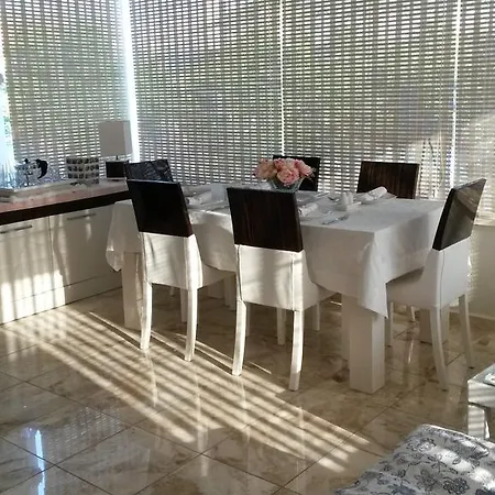 Sultan Homes Garden Apartamento